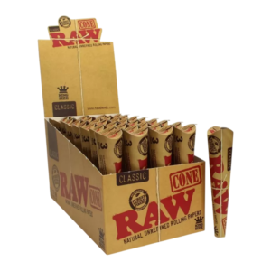 RAW CONE KINGSIZE 3 PACK CLASSIC 32 PER BOX